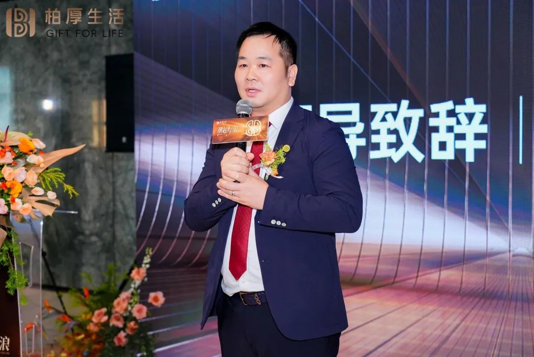 https://mmbiz.qpic.cn/mmbiz_jpg/6P7WJibFtkVHAE20qB7MRAicvx6yESuXfqOzK85v62QIqCHZV8NOxAcQC8Lu1nibVZlD1QMgEkakMUwGWahSH1leQ/640?wx_fmt=jpeg