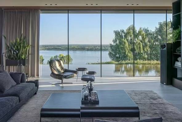  Northwindow has obtained the first buffer brake technology in the panoramic sliding door industry